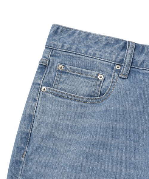 COVERNAT(カバーナット)の「ストレートデニムパンツライトブルー(デニムパンツ・レディース・その他・X-LARGE/SMALL/MEDIUM/LARGE/X-SMALL/XX-LARGE)」の6枚目の写真
