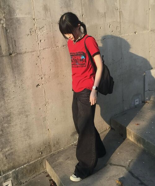 DECET WOMEN（デケット ウーマン）の「シグネチャー ローライズ ワイドジーンズ DCWPT004 ブラックピンク（デニムパンツ・レディース・その他・X-SMALL/SMALL/MEDIUM/LARGE）」の7枚目の写真