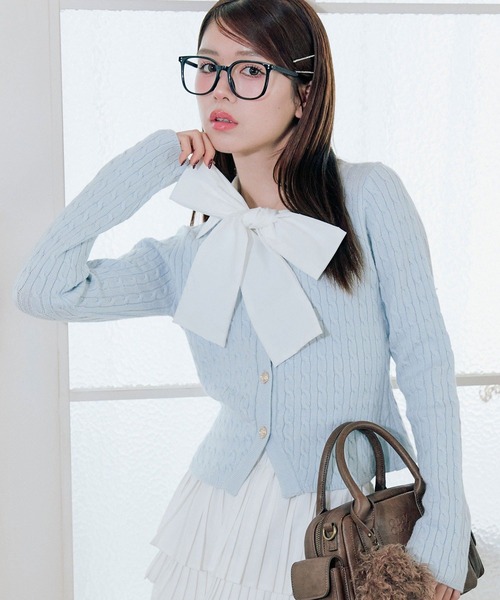 OLIVE des OLIVE（オリーブデオリーブ）の「【2WAY】ケーブルボウタイニット（ニット/セーター・レディース・ネイビー/サックスブルー/ブラック/トップグレー・FREE）」の4枚目の写真