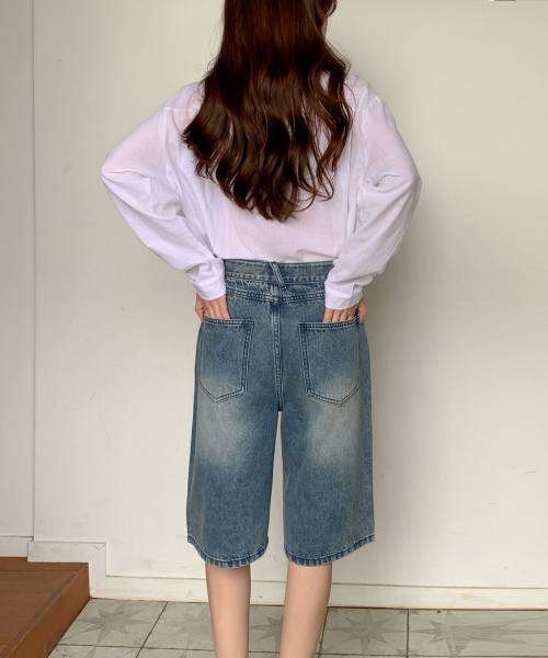 BBAEBBAE（ペッペ）の「ワンタックバミューダデニムハーフショートパンツ（その他パンツ・レディース・ブルー・36/34/32/30/28）」の3枚目の写真