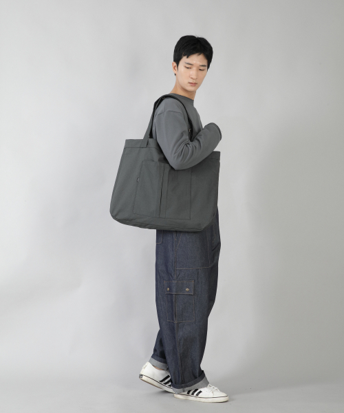 SAINTCREW(セントクルー)の「ラウンドボリュームカーゴポケットエコバッグ RVC-145 チャコール(エコバッグ/サブバッグ・メンズ・その他・フリー)」の8枚目の写真