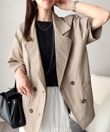 classicalelf（クラシカルエルフ）の「上品なシボ感とストライプ柄が、洗練された都会的な印象に。サッカー素材ダブルテーラード半袖ジャケット(セットアップ可)（テーラードジャケット）」