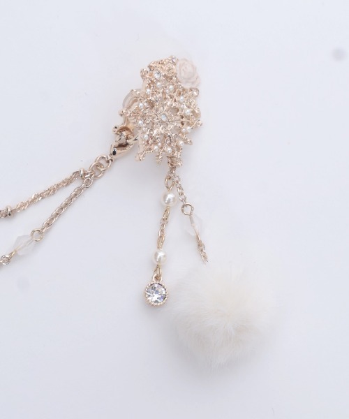 axes femme（アクシーズファム）の「雪薔薇モチーフ襟クリップ（その他雑貨・レディース・ゴールド/シルバー・FREE）」の4枚目の写真