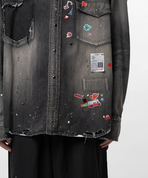 Maison MIHARA YASUHIRO（メゾンミハラヤスヒロ）の「Kids Sticker Printed Denim Shirt（シャツ/ブラウス・メンズ・ブラック/インディゴブルー・44/48/46）」の8枚目の写真