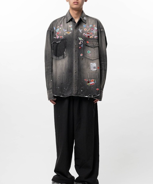 Maison MIHARA YASUHIRO（メゾンミハラヤスヒロ）の「Kids Sticker Printed Denim Shirt（シャツ/ブラウス・メンズ・ブラック/インディゴブルー・44/48/46）」の12枚目の写真