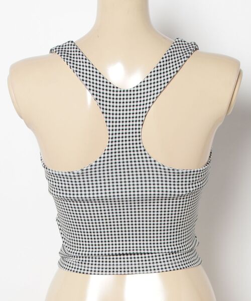 GAP（ギャップ）の「GapFit Studio リサイクル スクエアネック ブラキャミ（キャミソール・レディース・ブラック系その他・M/S/L/XXS/XS）」の4枚目の写真