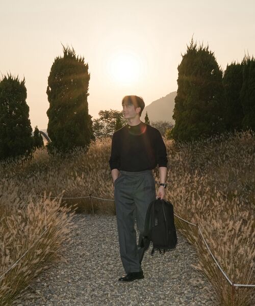 BELLIEF（ベリーフ）の「Essential Wool Comfort Moc-Neck knit (Black)（ニット/セーター・メンズ・その他・M/L/XL）」の2枚目の写真