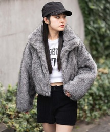 レディースのブルゾン（グレー/灰色系・フェイクファー）ファッション
