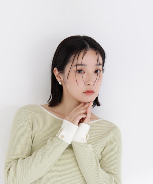 NATURAL BEAUTY BASIC(ナチュラルビューティーベーシック)の「◇ダブルカフスニット(ニット/セーター・レディース・ブルー系その他6/グリーン系その他3/ベージュ系その他・FREE)」の2枚目の写真