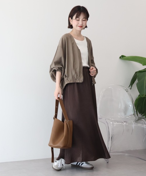 AMERICAN HOLIC（アメリカンホリック）の「【UVカット+接触冷感】Vネックドルマンブルゾン（その他アウター・レディース・ブラック/モカ/ライトベージュ・M/L）」の8枚目の写真