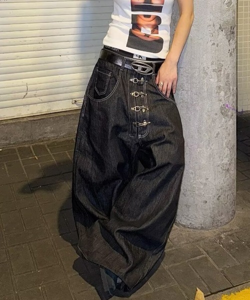 Ressaca(レサーカ)の「メタルバックルワイドデニムパンツ(デニムパンツ・メンズ・インディゴブルー・L/XL/M)」の6枚目の写真