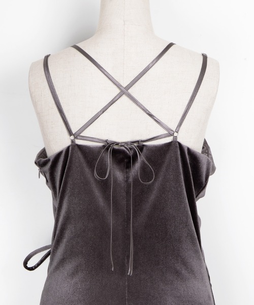 PUNYUS（プニュズ）の「ドロストベロアキャミワンピース（ワンピース・レディース・ダークグレー/ブラック・1/2/3/4/5）」の16枚目の写真