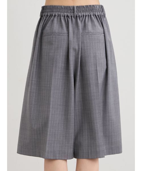 MIESROHE（ミースロエ）の「ウーステッドハーフパンツ（その他パンツ・レディース・ライトベージュ/ストライプ・1/0）」の7枚目の写真