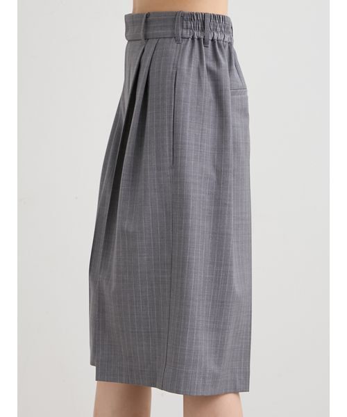 MIESROHE（ミースロエ）の「ウーステッドハーフパンツ（その他パンツ・レディース・ライトベージュ/ストライプ・1/0）」の8枚目の写真