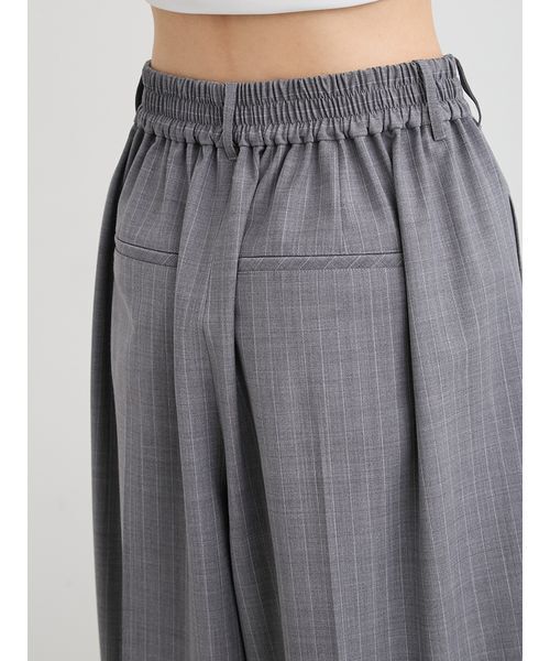 MIESROHE（ミースロエ）の「ウーステッドハーフパンツ（その他パンツ・レディース・ライトベージュ/ストライプ・1/0）」の12枚目の写真