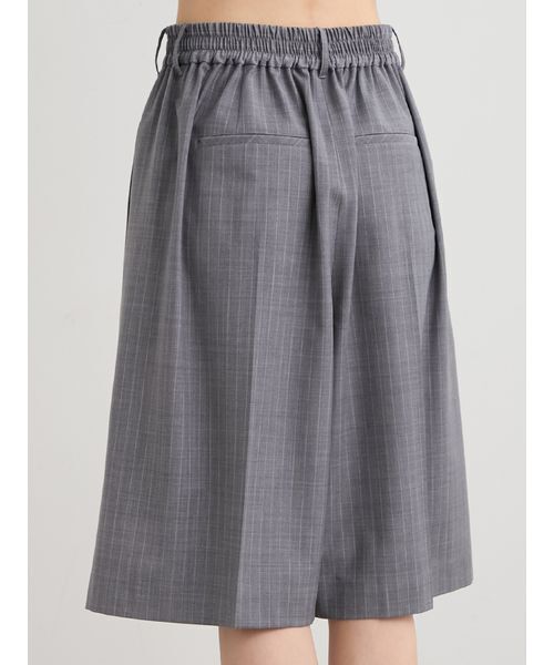 MIESROHE（ミースロエ）の「ウーステッドハーフパンツ（その他パンツ・レディース・ライトベージュ/ストライプ・1/0）」の14枚目の写真