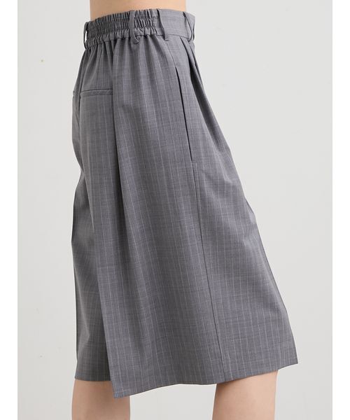 MIESROHE（ミースロエ）の「ウーステッドハーフパンツ（その他パンツ・レディース・ライトベージュ/ストライプ・1/0）」の15枚目の写真