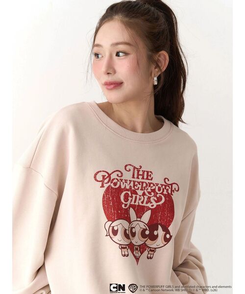 CALNAMUR（カルナムール）の「【パワーパフ ガールズ】big裏?プルオーバー（スウェット・レディース・ブラック/ベビーピンク・FREE）」の5枚目の写真