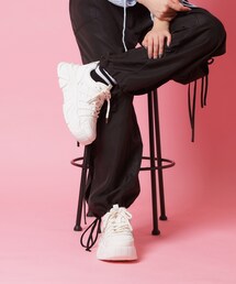 厚底スニーカー