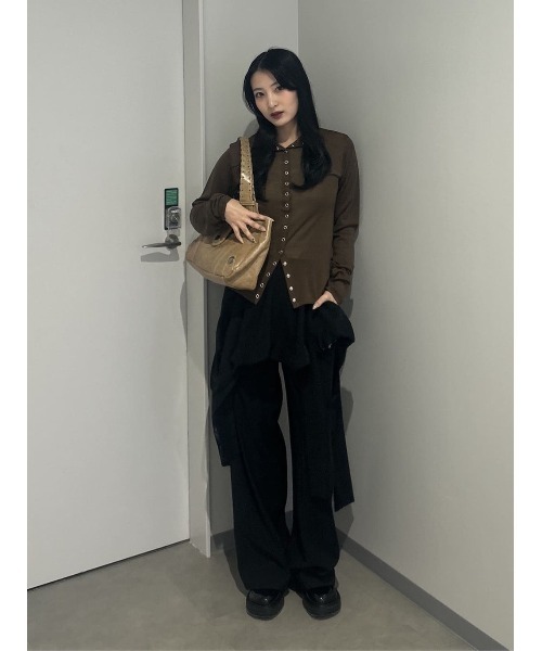 SLY(スライ)の「CAMI LAYERED DRAPE PT キャミレイヤードドレープパンツ 春服(スラックス・レディース・ブラック/ベージュ・1/2)」の22枚目の写真