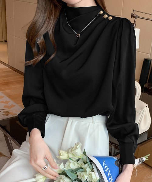 ONEP STAR(ワンピスター)の「ボタンデザインドレープブラウス(シャツ/ブラウス・レディース・ブラック/ブルー/ホワイト/レッド・X-LARGE/LARGE/MEDIUM)」の18枚目の写真