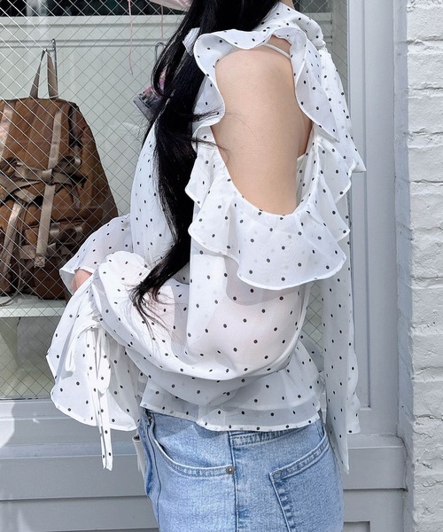 INGNI（イング）の「2Wayリボンアソート柄肩あきフリルブラウス（シャツ/ブラウス・レディース・ブラック系/ホワイト系その他3・M）」の7枚目の写真