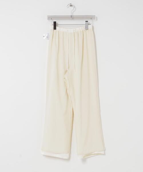 URBAN RESEARCH（アーバンリサーチ）の「サテンイージーセミフレアパンツ（その他パンツ・レディース・オフホワイト/ブラック・38/36）」の12枚目の写真