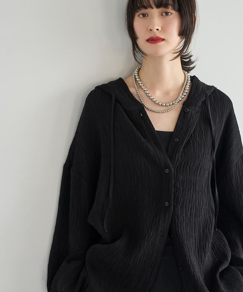 meilmada（メイルマダ）の「フード付きオーバーサイズシャツ（シャツ/ブラウス・レディース・ブラック/ホワイト・FREE）」の14枚目の写真