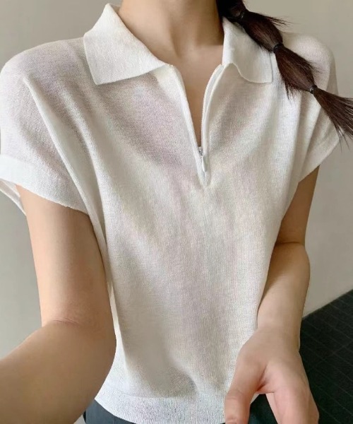 Ritzy(リッツィー)の「ジップアップポロニットトップス(Tシャツ/カットソー・レディース・ライトグレー/ダークグレー/ネイビー/イエロー/ホワイト・M/L)」の2枚目の写真