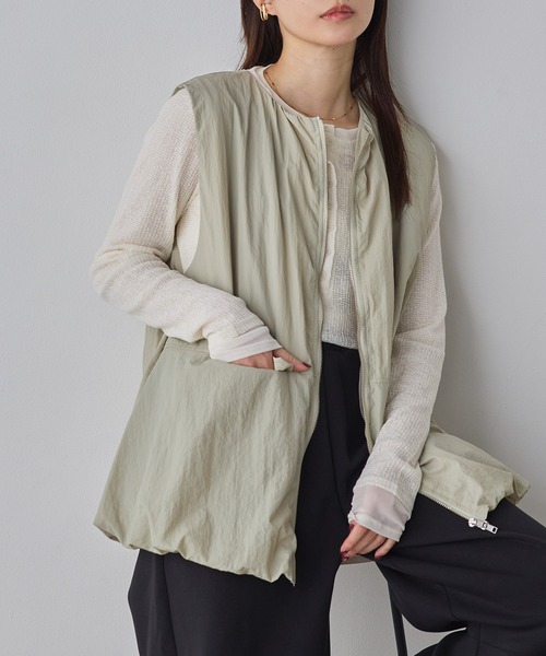 hunch（ハンチ）の「ナイロン ベスト（ベスト・レディース・ブラック/アイボリー/セージグリーン・FREE）」の3枚目の写真