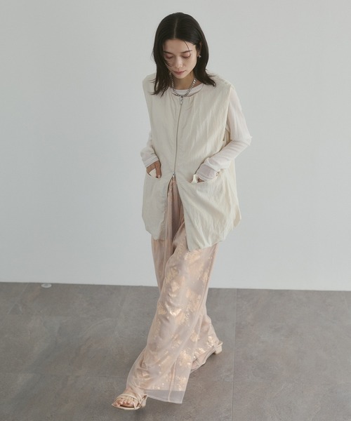 hunch（ハンチ）の「ナイロン ベスト（ベスト・レディース・ブラック/アイボリー/セージグリーン・FREE）」の6枚目の写真