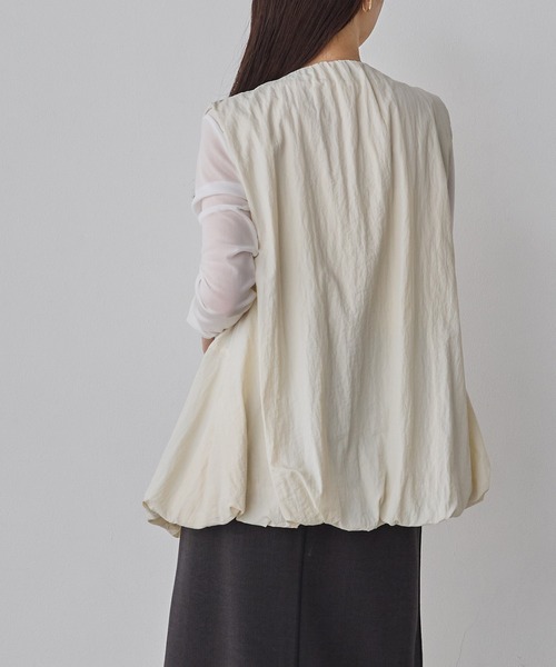 hunch（ハンチ）の「ナイロン ベスト（ベスト・レディース・ブラック/アイボリー/セージグリーン・FREE）」の10枚目の写真