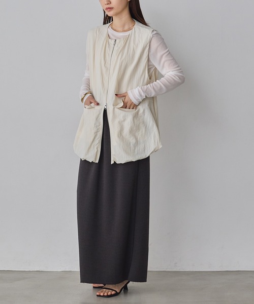 hunch（ハンチ）の「ナイロン ベスト（ベスト・レディース・ブラック/アイボリー/セージグリーン・FREE）」の16枚目の写真