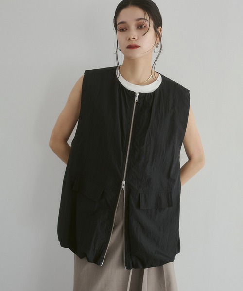 hunch（ハンチ）の「ナイロン ベスト（ベスト・レディース・ブラック/アイボリー/セージグリーン・FREE）」の18枚目の写真