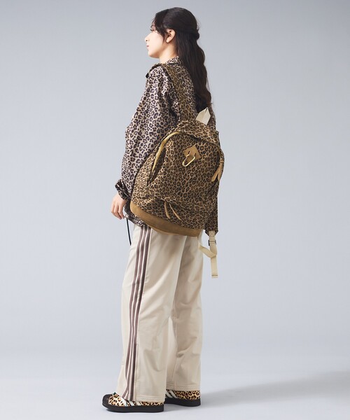 TAION(タイオン)の「【TAION / タイオン】 NON DOWN BASIC REVERSIBLE COACH JAKET /ノンダウン ベーシック リバーシブル コーチジャケット/ユニセックス 【WEB限定】(ブルゾン・メンズ・カーキ/ブラック/その他1・M/L/XL)」の22枚目の写真