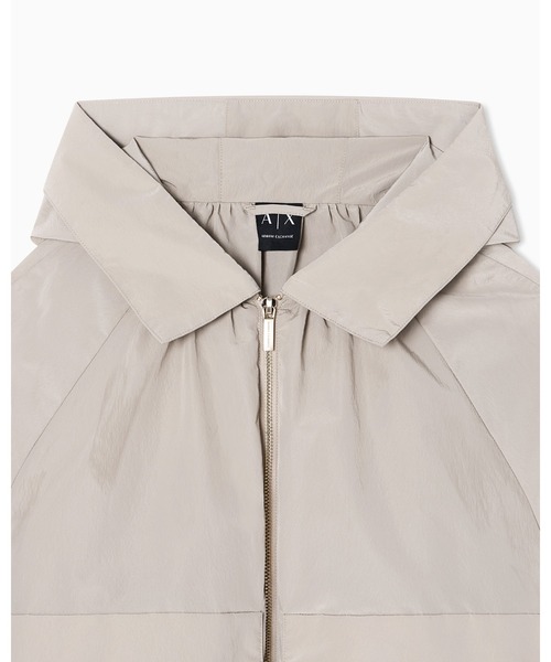 ARMANI EXCHANGE(アルマーニエクスチェンジ)の「【A|X アルマーニ エクスチェンジ】ビッグポケット フーデッドブルゾンジャケット(ブルゾン・レディース・ブラック/サンドベージュ・LARGE/MEDIUM/SMALL/X-SMALL)」の4枚目の写真