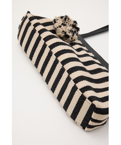 LAGUA GEM（ラグアジェム）の「FLOWER MOTIF MINI バッグ（ショルダーバッグ・レディース・マルチ/ブラック・FREE）」の12枚目の写真