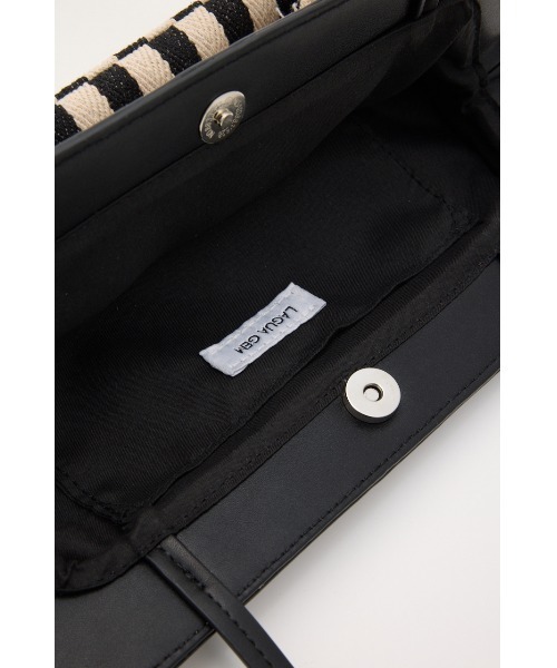 LAGUA GEM（ラグアジェム）の「FLOWER MOTIF MINI バッグ（ショルダーバッグ・レディース・マルチ/ブラック・FREE）」の13枚目の写真