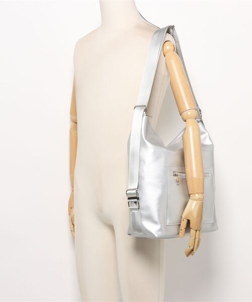 algy（アルジー）の「3WAYショルダーバッグ（ショルダーバッグ・キッズ・ブラック/シルバー/ベージュ・FREE）」の8枚目の写真