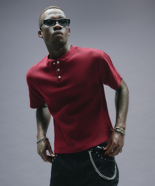 ANDER HUNK（アンダーハンク）の「Metal Henry neck Thermal T/ メタルヘンリーネックサーマルT（Tシャツ/カットソー・メンズ・レッド系その他/パープル/ブラック/グレー系その他・SMALL/LARGE/MEDIUM）」の4枚目の写真