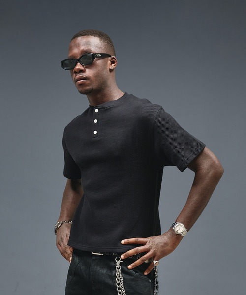 ANDER HUNK（アンダーハンク）の「Metal Henry neck Thermal T/ メタルヘンリーネックサーマルT（Tシャツ/カットソー・メンズ・レッド系その他/パープル/ブラック/グレー系その他・SMALL/LARGE/MEDIUM）」の15枚目の写真