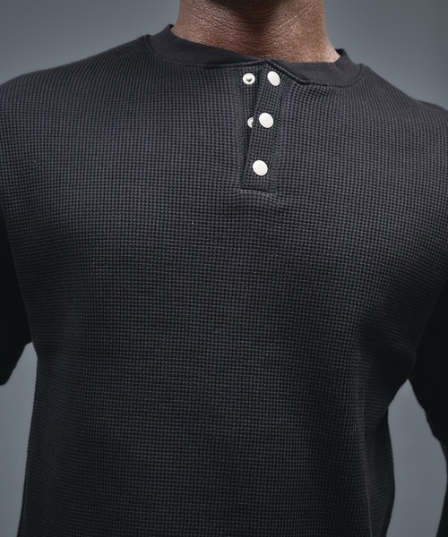 ANDER HUNK（アンダーハンク）の「Metal Henry neck Thermal T/ メタルヘンリーネックサーマルT（Tシャツ/カットソー・メンズ・レッド系その他/パープル/ブラック/グレー系その他・SMALL/LARGE/MEDIUM）」の20枚目の写真