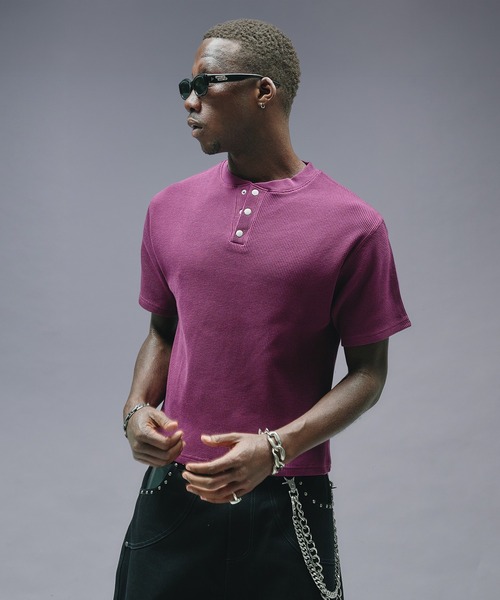 ANDER HUNK（アンダーハンク）の「Metal Henry neck Thermal T/ メタルヘンリーネックサーマルT（Tシャツ/カットソー・メンズ・レッド系その他/パープル/ブラック/グレー系その他・SMALL/LARGE/MEDIUM）」の6枚目の写真