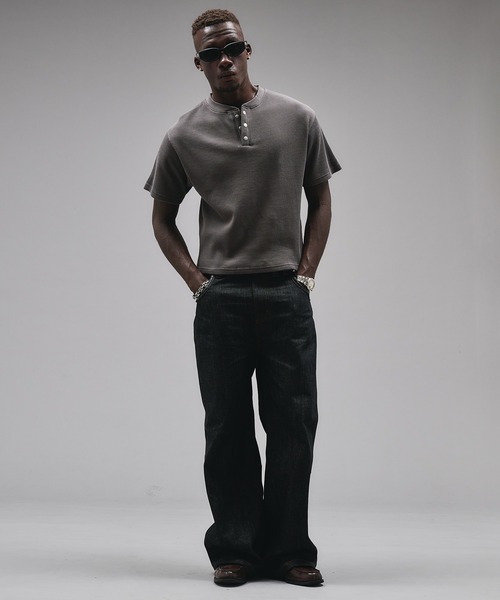 ANDER HUNK(アンダーハンク)の「Metal Henry neck Thermal T/ メタルヘンリーネックサーマルT(Tシャツ/カットソー・メンズ・バーガンディー/パープル/ブラック/グレー系その他/グレー・SMALL/LARGE/MEDIUM)」の15枚目の写真