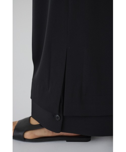 RIM.ARK（リムアーク）の「Cuff detail straight PT カフ ディテール ストレート パンツ（スラックス・レディース・ブラック/ネイビー/ベージュ・38/36）」の11枚目の写真