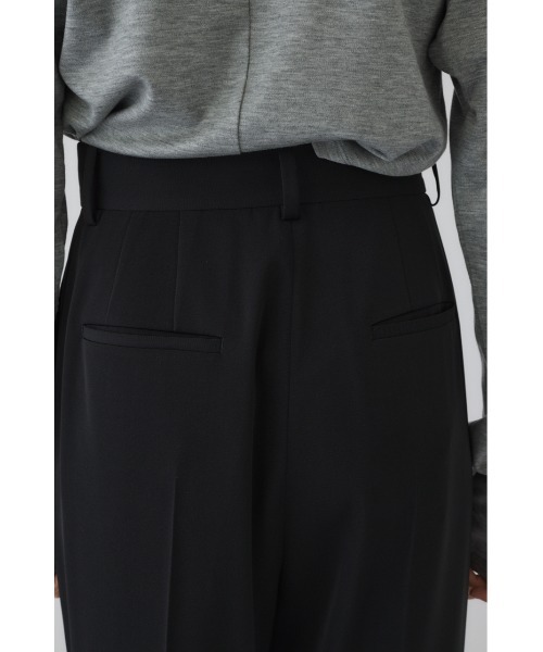 RIM.ARK（リムアーク）の「Cuff detail straight PT カフ ディテール ストレート パンツ（スラックス・レディース・ブラック/ネイビー/ベージュ・38/36）」の8枚目の写真