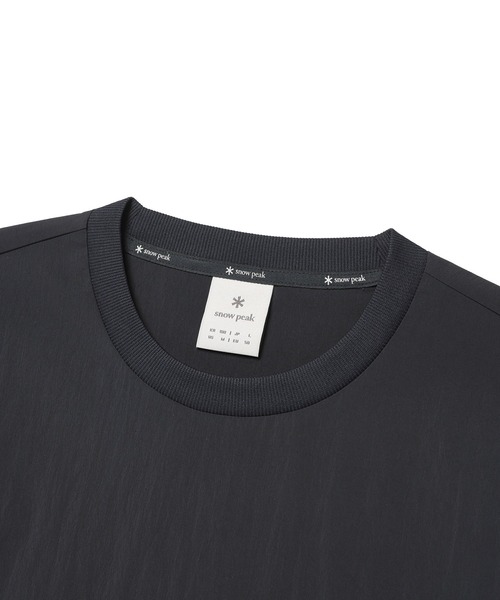 Snow Peak（スノーピーク）の「Snow Peak / Root Woven Patch S/S T-Shirt ルートウーブンワッペン S/S Tシャツ 海外限定（Tシャツ/カットソー・メンズ・ダークネイビー/ブラック/ライトベージュ・M/L/XL/2XL）」の6枚目の写真