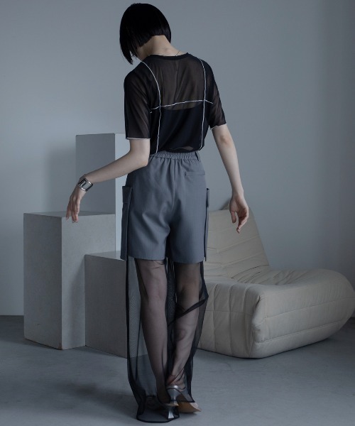 VACANCY(ヴァカンシー)の「コルセットライク配色シアートップス(Tシャツ/カットソー・レディース・ブルー/ブラック/レッド・FREE)」の12枚目の写真