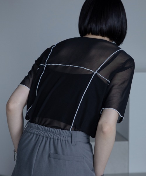 VACANCY(ヴァカンシー)の「コルセットライク配色シアートップス(Tシャツ/カットソー・レディース・ブルー/ブラック/レッド・FREE)」の13枚目の写真