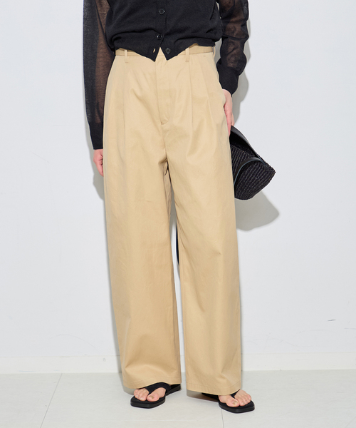 journal standard L'essage(ジャーナルスタンダードレサージュ)の「ドライギャバ チノパンツ(チノパンツ・レディース・ベージュ/ホワイト・34/36/38/40)」の2枚目の写真